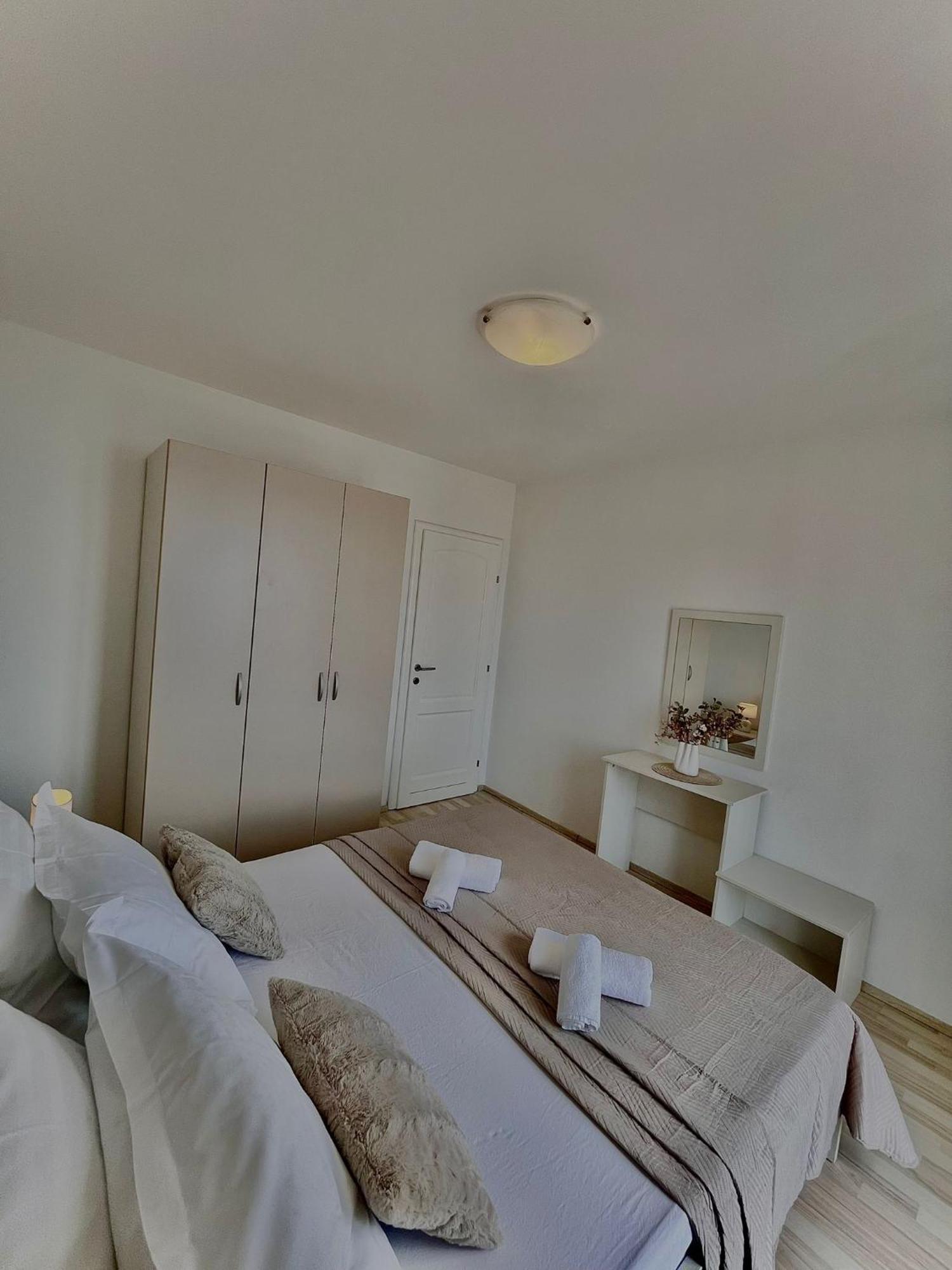 Apartments Katara Брела Экстерьер фото